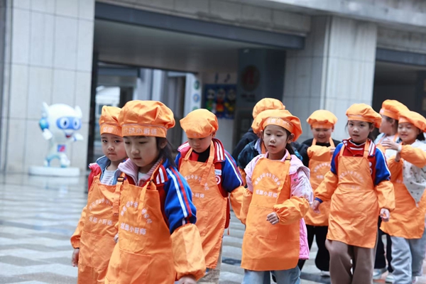 1762333815201756.jpg 2aa41658d1d2f0262af54308efc8e5a.jpg